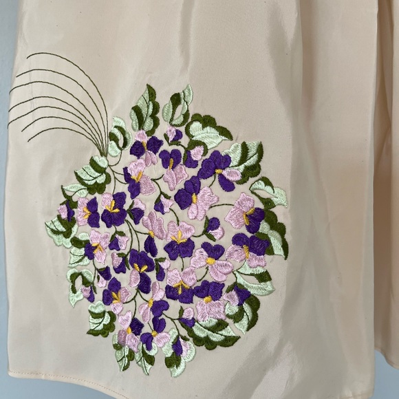 Vintage NWT Victor Costa Cream Maxi Skirt with Purple Hydrangea Embroidery - Picture 2 of 8
